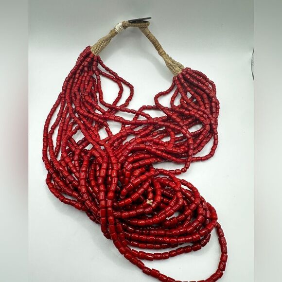 24" and 15 strands of "red coral" glass beads with 1950 Anna coin clasp! - Picture 7 of 17